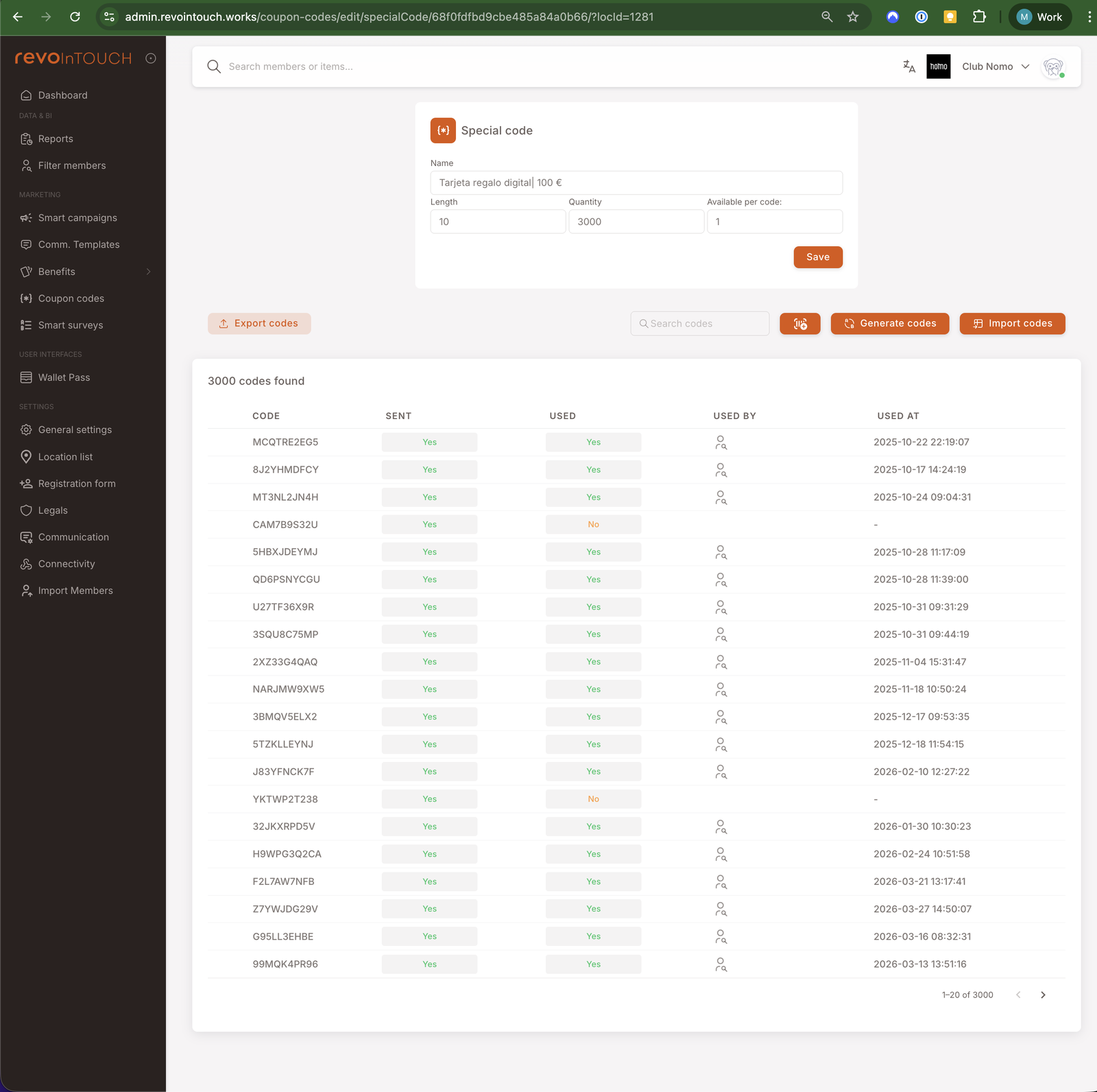 Die Detailansicht eines Gutscheincode-Datensatzes (Tarjeta regalo digital | 100 €). Oben: ein "Special code"-Formular mit Name, Länge 10, Menge 3000, Verfügbar pro Code 1, plus eine Save-Schaltfläche. Darunter: Aktionsschaltflächen — Export codes (orange), Generate codes (orange), Import codes (orange). Darunter: "3000 codes found" mit einer Tabelle — Code (z. B. WCQTRE2EOS, 6JZYHMEFCY, MTN9LZJM4H, …), Sent (Yes), Used (Yes / No), Used By (Mitgliedssymbol), Used At (Zeitstempel). Paginierung unten: 1–25 of 3000.