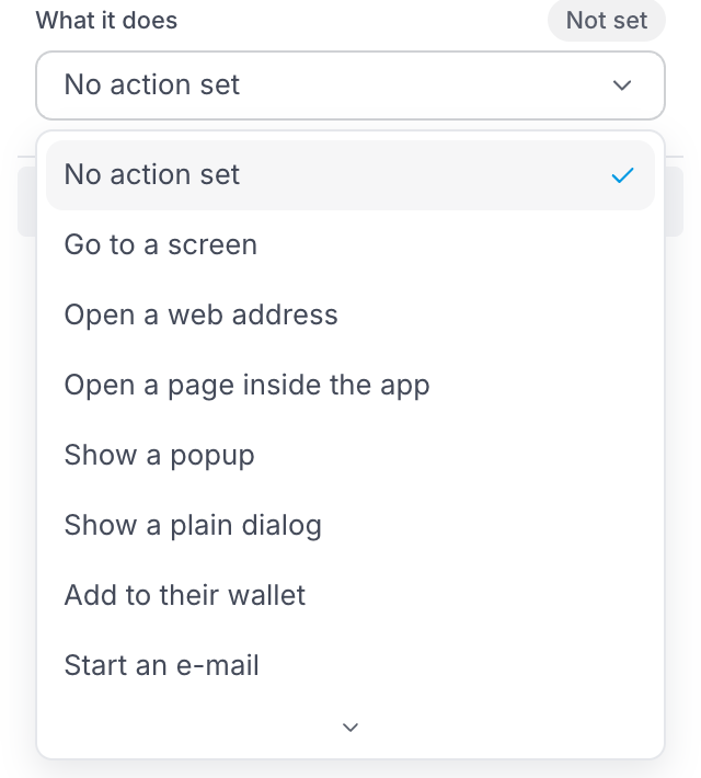 La lista Qué hace abierta en una diapositiva: Sin acción definida, Ir a una pantalla, Abrir una dirección web, Abrir una página dentro de la app, Mostrar una ventana emergente, Mostrar un diálogo sencillo, Añadir a su billetera, Empezar un correo y más opciones debajo